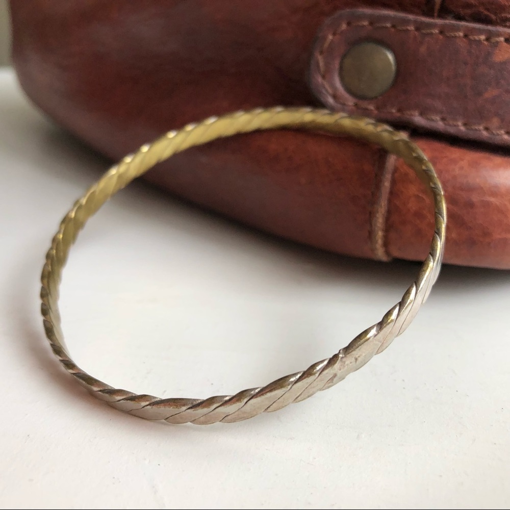 ▫️vintage▫️sterling silver twisted bangle bracelet